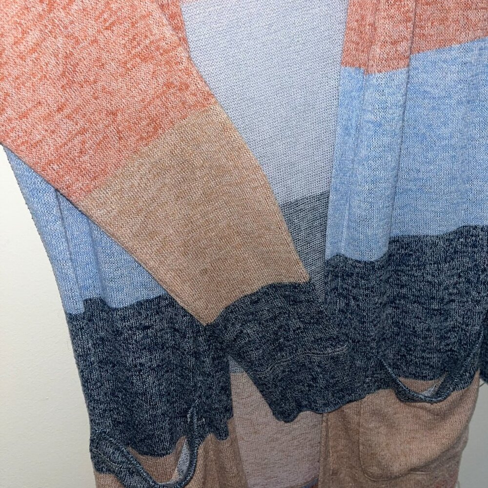 Color Block Cardigan - Picture 4 of 8